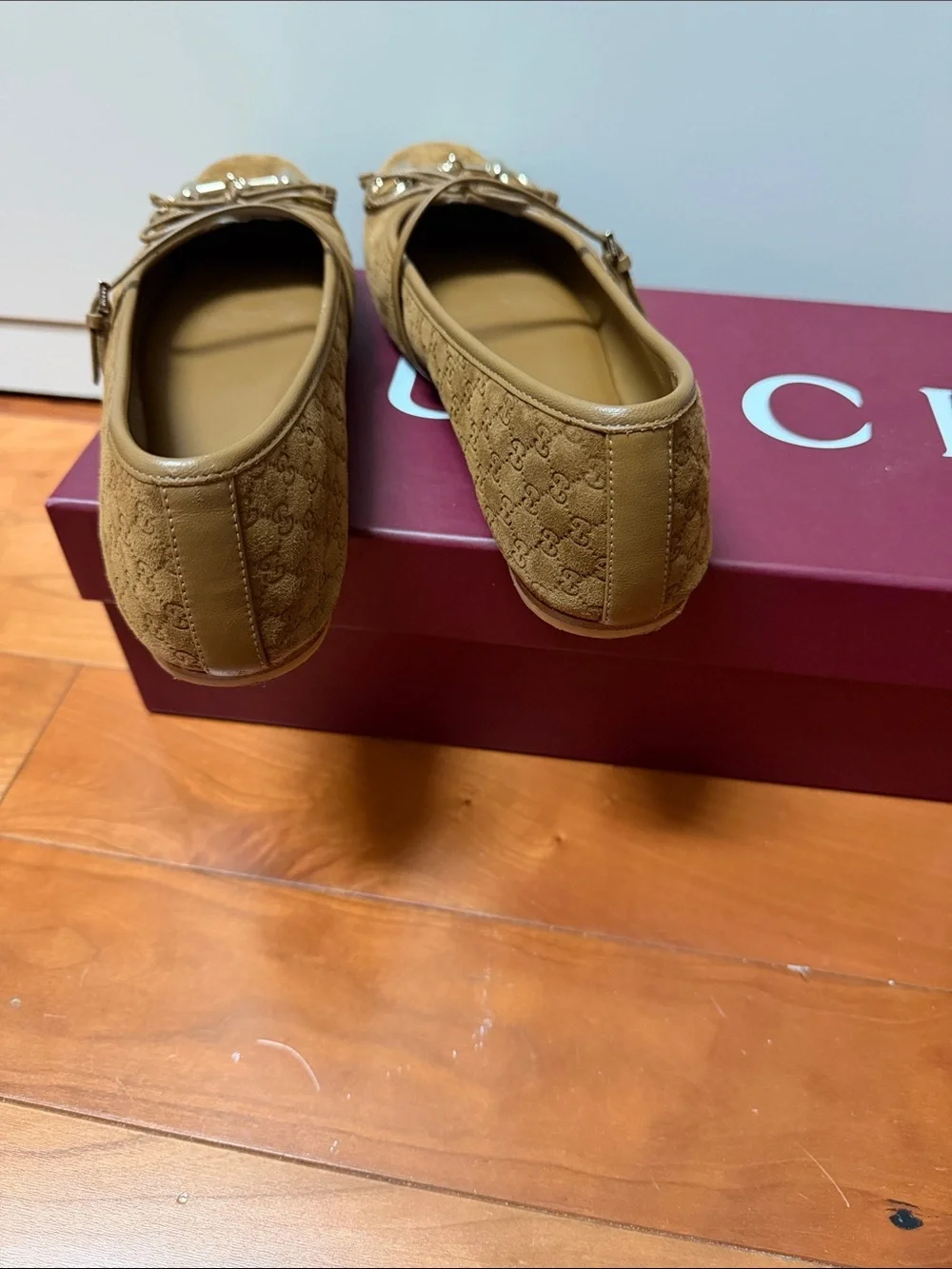 Gucci Tan Signature GG Horsebit Mary Jane Flats